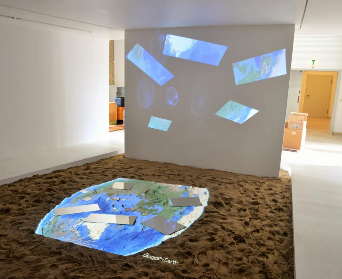 Julia Gebauer, wolfsburg-oodnadatta-sundance, Videoinstallation, 2018/19.