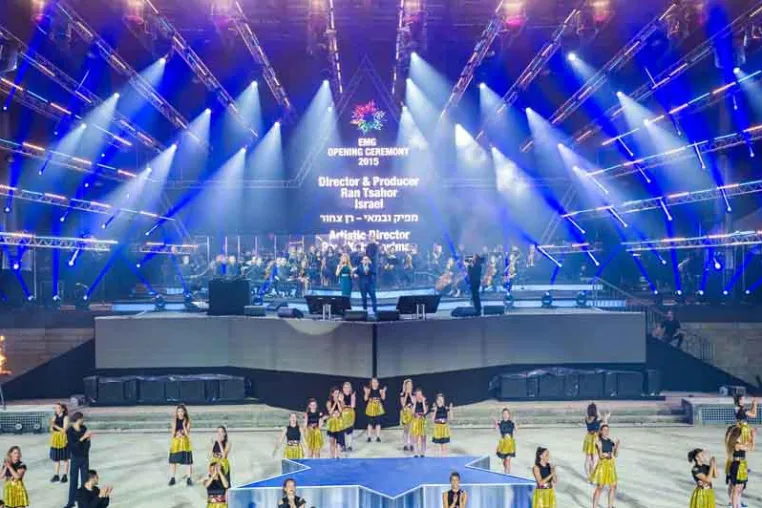 Bild: ROBE und LITECRAFT setzten Eröffnungszeremonie der 14. European Maccabi Games feierlich in Szene