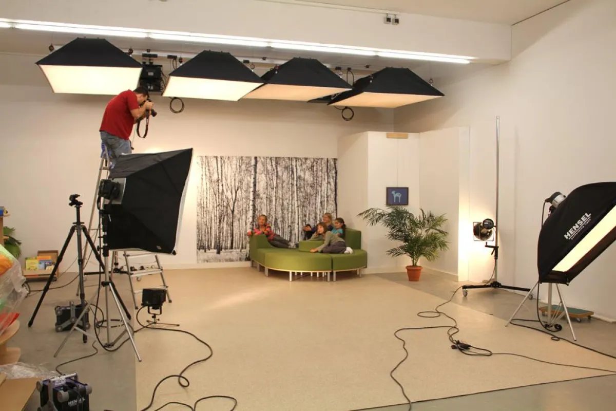 Ein Blick in das neue Fotostudio während eines Fotoshootings