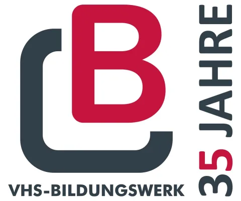 VHS-BILDUNGSWERK feiert 35 Jahre Engagement für Bildung und Gesellschaft Bild: VHS-BILDUNGSWERK feiert 35 Jahre Engagement für Bildung und Gesellschaft