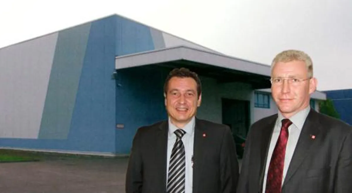 Kundenorientiert: Ulrich von Hahn, Geschäftsführer der sht, und Carsten Müller, Niederlassungsleiter der sht in Leipzig, erweitern