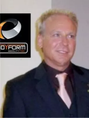 Bild: Interview mit BODYFORM Geschäftsführer Jürgen Schmitt: Mit Ultraschall Fettreduktion zur Traumfigur?