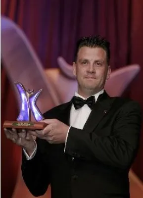 Bild: Frank Schultes erhält KIND-Award 2007 International