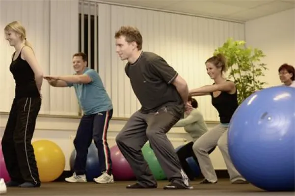 Bild: Gesund und fit am Arbeitsplatz