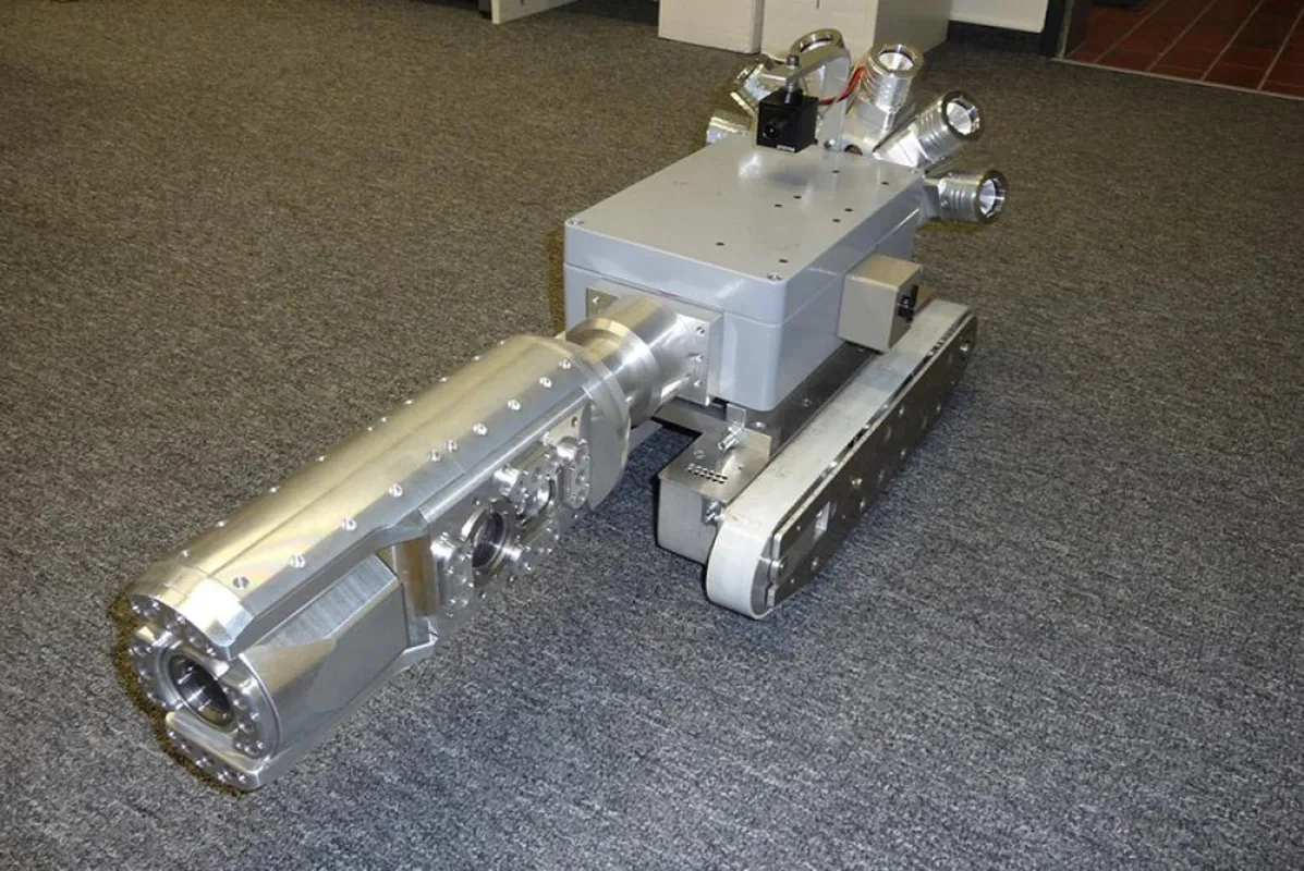 Prototyp eines Fahrzeugs zur Erleichterung der Inspektion von Windkraftanlagen.