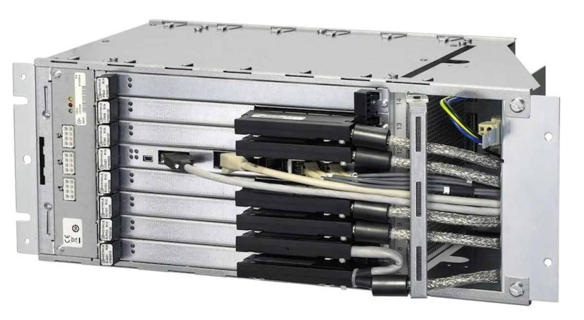 Kompaktes Subrack MileGate 2310 zum Einsatz in Außengehäusen (Quelle: KEYMILE)