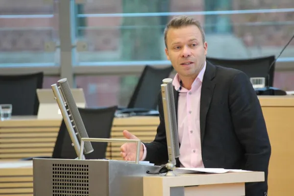 Bild: Dr. Frank Brodehl (AfD): Steuergelder für den Kampf gegen rechts