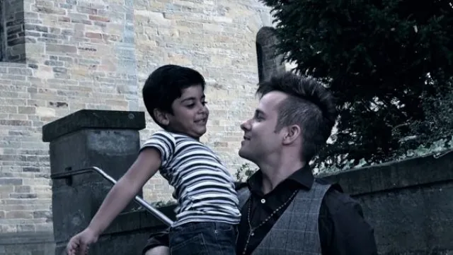 Sänger und Komponist Mirco Clapier setzt ein Zeichen für den Weltfrieden! Bild: Sänger und Komponist Mirco Clapier setzt ein Zeichen für den Weltfrieden!