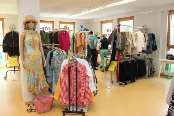 Bild: Korntaler Damenmode-Börse „KG-Aktion“ geht am 01. April 2019 erneut an den Start