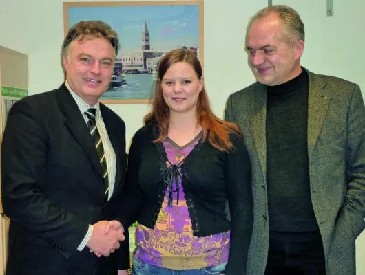 Charity-Aktion – Ausbildungs-Hilfe für Kosmetikschülerin in Not Bild: Charity-Aktion – Ausbildungs-Hilfe für Kosmetikschülerin in Not