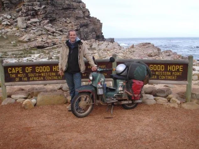 Bild: Florian Rolkes Slow Way Down erfolgreich - In 248 Tagen von Hamburg nach Kapstadt auf einer Simson Schwalbe