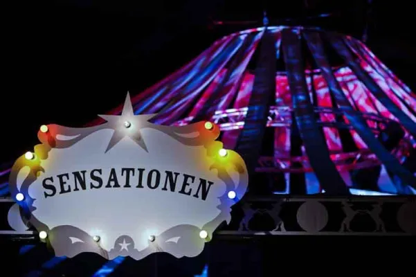 Bild: JAZZUNIQUE entwickelte emotionale Erlebniswelt für die Präsentation der Thomas Cook-Urlaubskataloge 2012