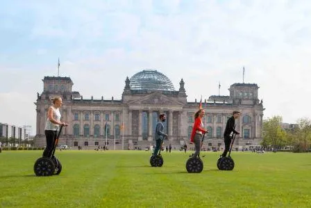 Bild: Stadtführungen mit Segway boomen: Deutschlands größter eigenständiger Anbieter startet in Berlin