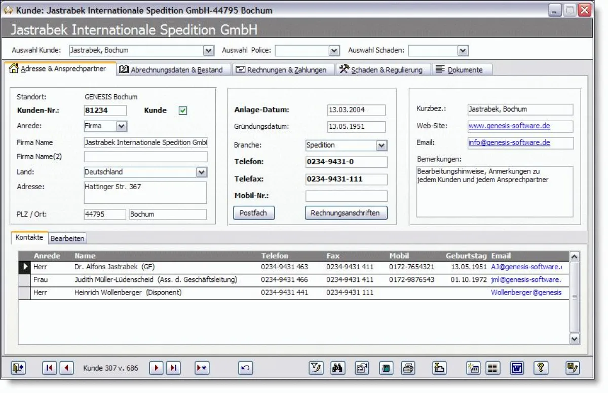 Zentrale Kundenverwaltung mit Policen, Rechnungen, Regulierungen