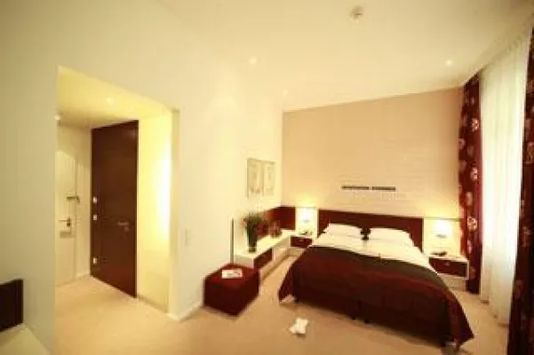 DER VARTA-FÜHRER - Hotel der Woche - Navigare NSBhotel in Buxtehude Bild: DER VARTA-FÜHRER - Hotel der Woche - Navigare NSBhotel in Buxtehude