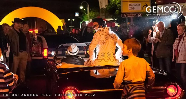 Bild: Glamour und Glitzer im Remstal – GEMCO Veranstaltungsmedien illuminiert die Las Vegas Nacht in Endersbach.
