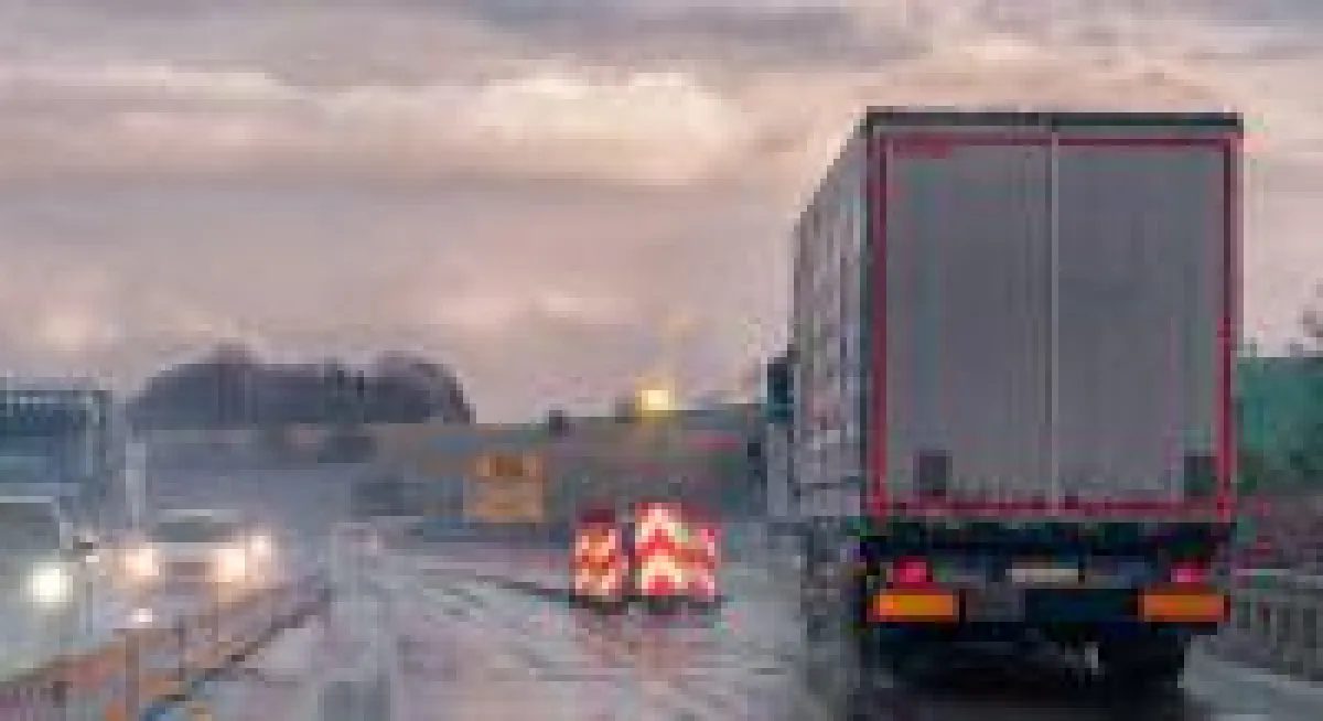 Fahr- bzw. Bremsverhalten kann mit Trailer-Telematik während der Fahrt ermittelt werden. Bild: Pixabay