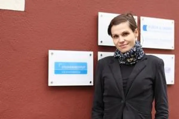 Bild: Karin Schuster verstärkt Studieninstitut für Kommunikation am neuen Standort in München
