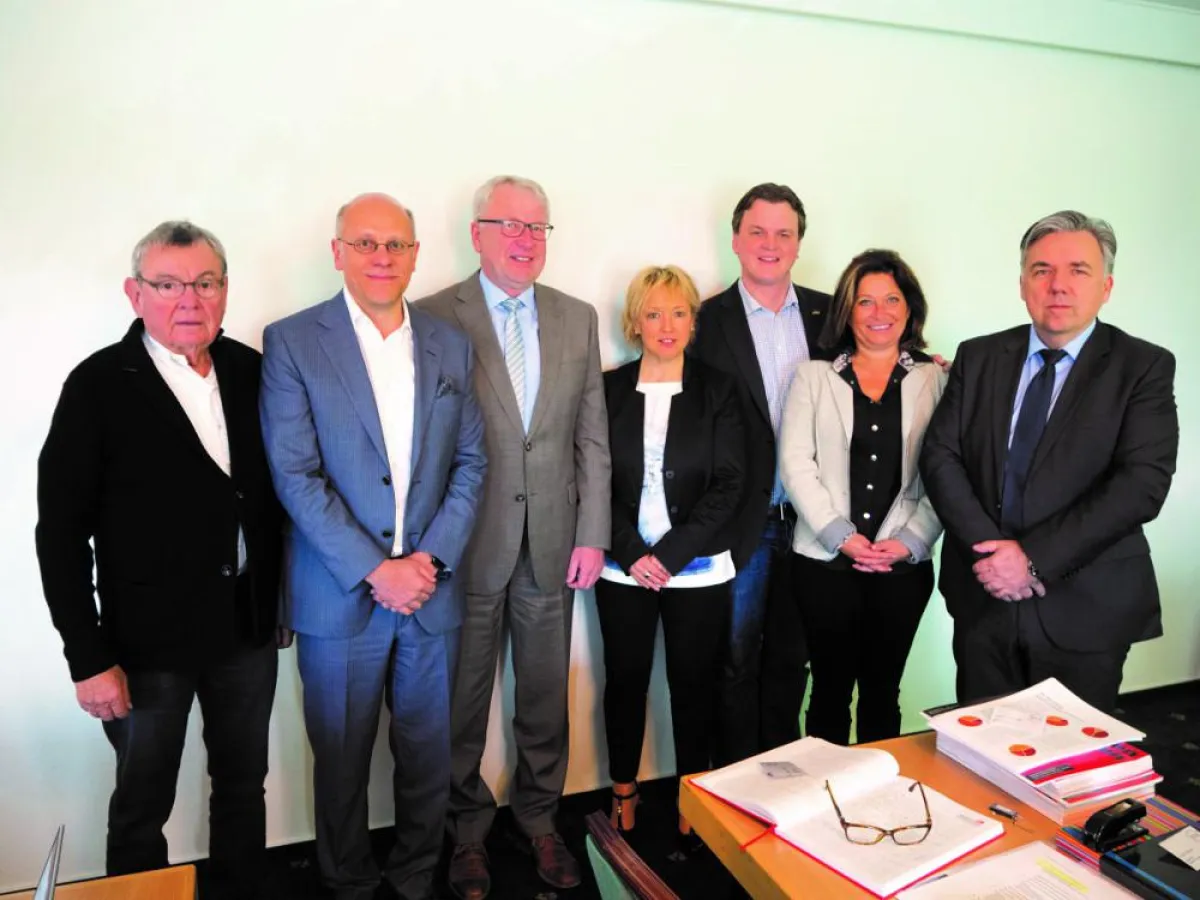 Der gewählte Vorstand der Europäischen Feuerstätten Arbeitsgemeinschaft: (von links) Horst Funda, Dr