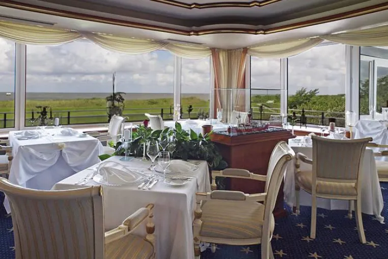 Badhotel Sternhagen im malerischen Duhnen: Der Gourmettipp mit herrlicher Aussicht an der Nordseeküste Bild: Badhotel Sternhagen im malerischen Duhnen: Der Gourmettipp mit herrlicher Aussicht an der Nordseeküste