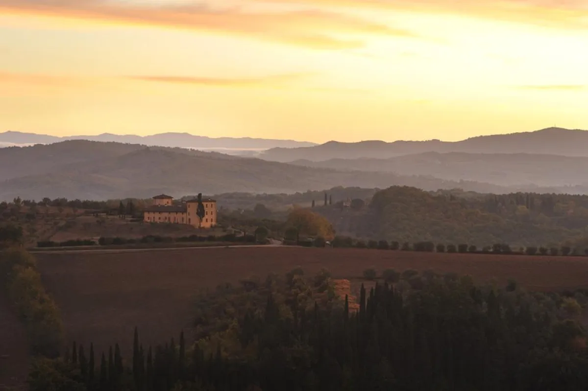 Sonnenaufgang über dem Castello del Nero, Tavarnelle Val di Pesa