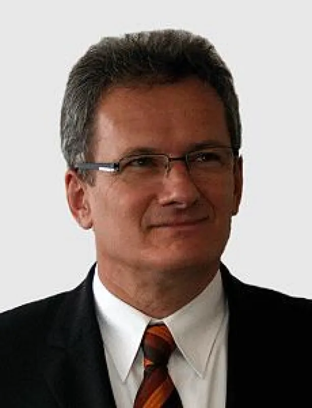 Henri Spinnler (CEO)