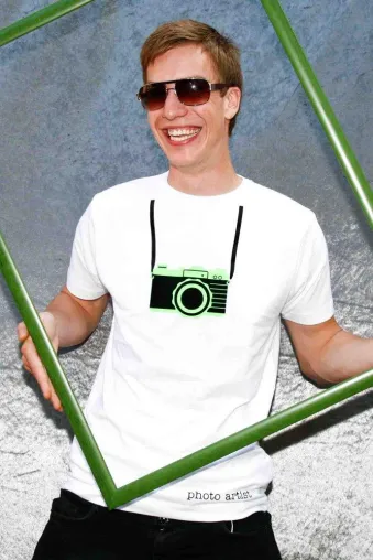 Weltweit feiern mehrere tausend T-Shirt Fans den 3. T-Shirt Tag Bild: Weltweit feiern mehrere tausend T-Shirt Fans den 3. T-Shirt Tag