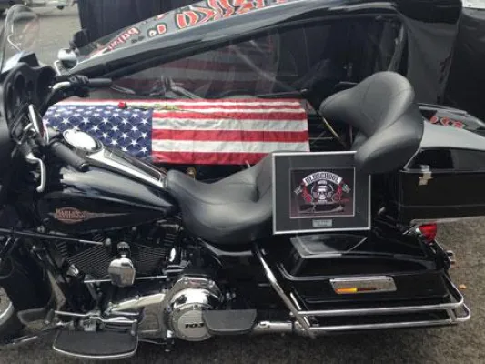 Bild: Harley-Bestattungsgespann gewinnt den 1. Preis als Best Tourer 2014 auf dem Bike and Music Weekend Geiselwind