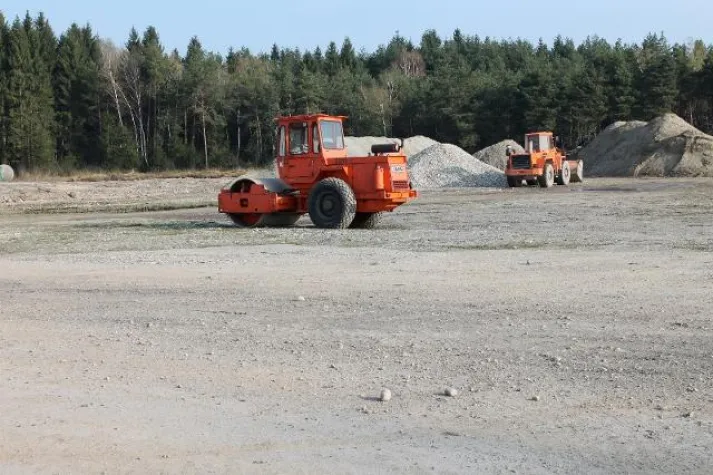 Neue Logistikhalle in Raubling Bild: Neue Logistikhalle in Raubling