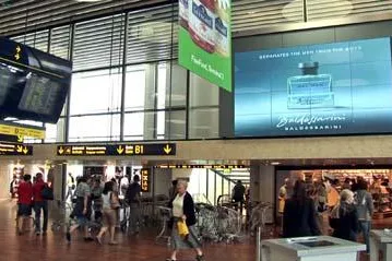 Bild: Elektronisches Info- und Werbesystem: Digital Signage Lösung am Flughafen Kopenhagen
