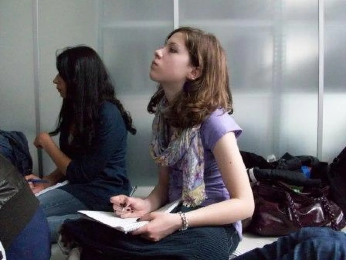 Interessiert lauschten die Schüler den Erzählungen der Experten und bekamen viele Tipps aus dem Agenturleben