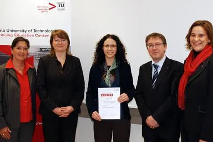 Bild: KURIER- Stipendiumvergabe: Universitätslehrgang Immobilientreuhandwesen & Liegenschaftsmanagement