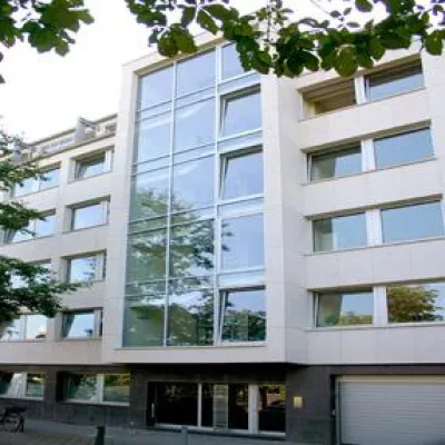 Bild: AENGEVELT vermittelt Bürofläche im Düsseldorfer Regierungsviertel an wohnwirtschaftliches Unternehmen