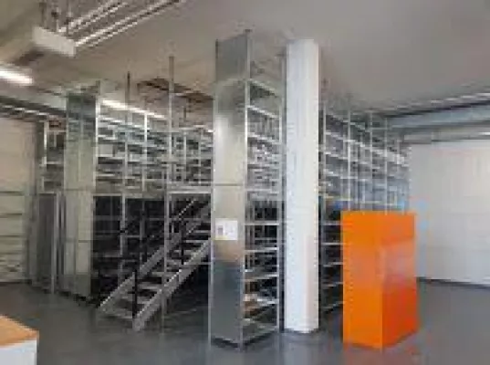 Bild: Basislager für komplexe Forschungsausrüstung