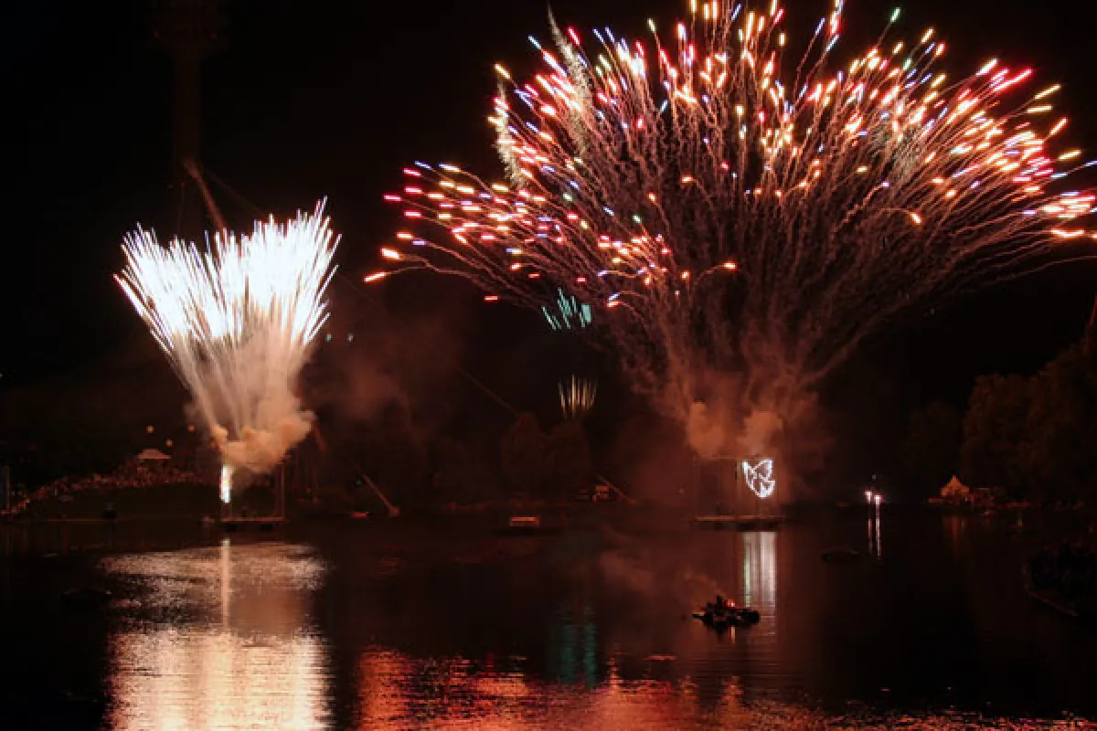 Jahrhundertfeuerwerk München