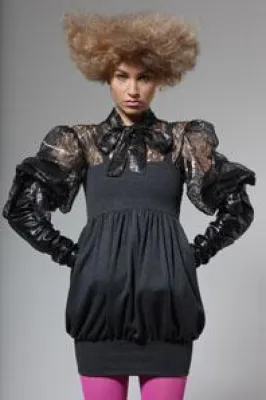 Bild: „WEDDING DRESS #3“ – Festival of Urban Fashion and Lifestyle