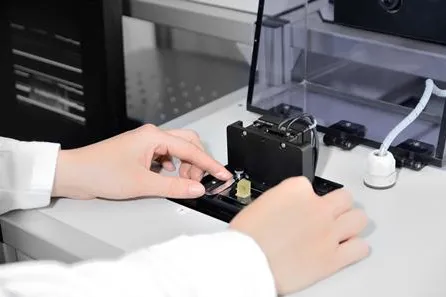 Innovative Finanzierung für Lasertechnologie – LLS ROWIAK LaserLabSolutions setzt auf Crowdinvesting Bild: Innovative Finanzierung für Lasertechnologie – LLS ROWIAK LaserLabSolutions setzt auf Crowdinvesting