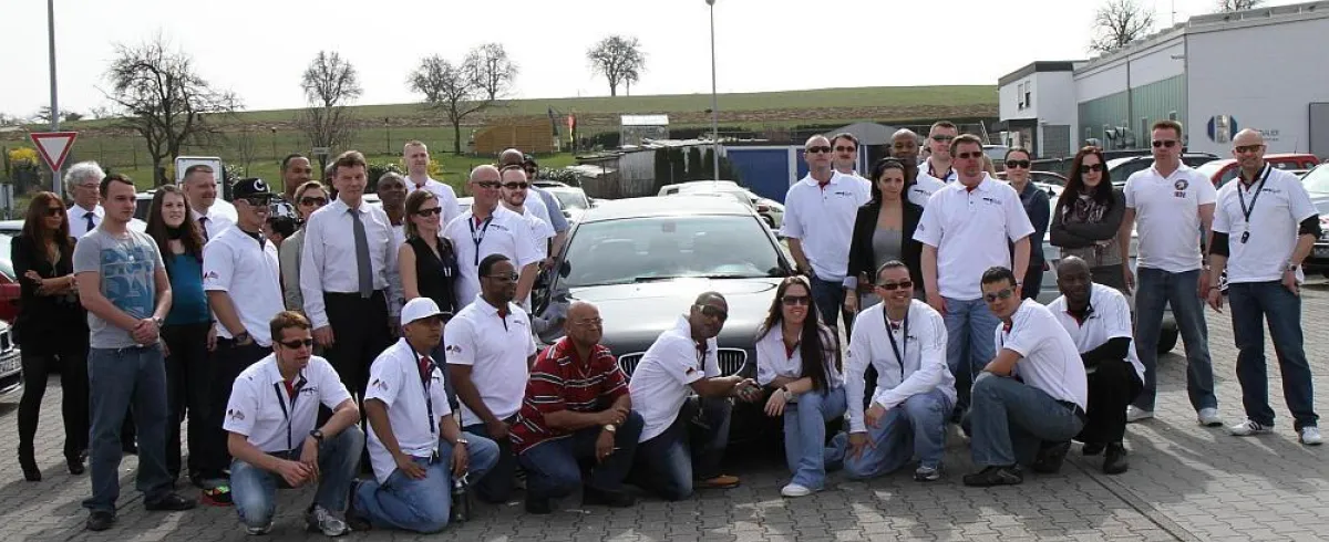 Besuch des BMW-Clubs M-Flight bei Eisenmann