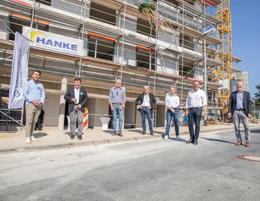 Carestone feiert Richtfest des Ersatzneubaus im Pflegezentrum „St. Elisabeth“ in Alfeld Bild: Carestone feiert Richtfest des Ersatzneubaus im Pflegezentrum „St. Elisabeth“ in Alfeld