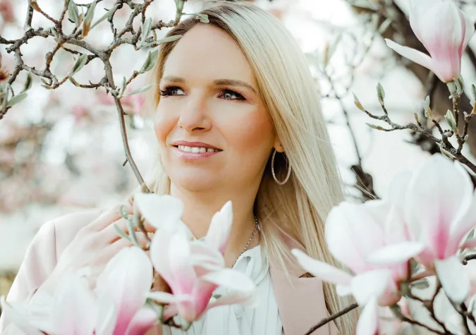 Schlagersängerin Melanie ist unfassbar - Landet sie jetzt einen weiteren Hit? Bild: Schlagersängerin Melanie ist unfassbar - Landet sie jetzt einen weiteren Hit?