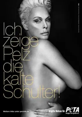 Bild: Brigitte Nielsen nackt für PETA gegen die Pelzindustrie