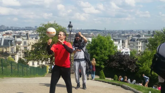 Bild: Spektakuläre Tricks zur UEFA EURO 2016™ –Hisense kooperiert mit Top-Fußball-Freestylern