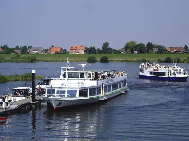 Bild: Die Campingsaison beginnt am Stover Strand