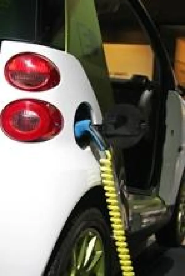 BU: Die RAMPF-Gruppe präsentiert in China robuste Elektrogießharze für den Einsatz in Elekt-rofahrzeugen ? vom Motor bis zum Lades