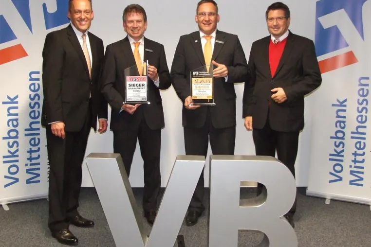 Bild: Volksbank Mittelhessen schafft den Hattrick