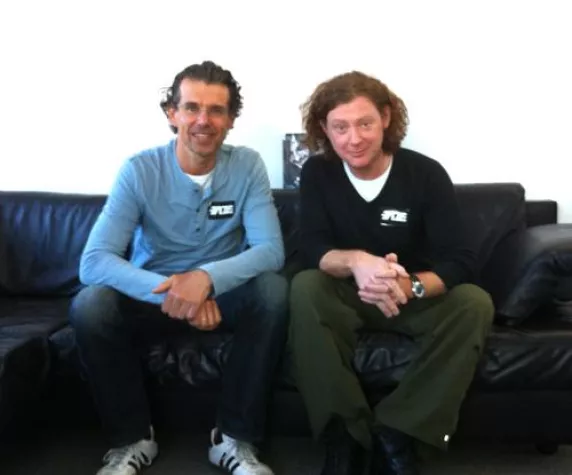 Bild: dig dis! und faze starten exklusive Partnerschaft