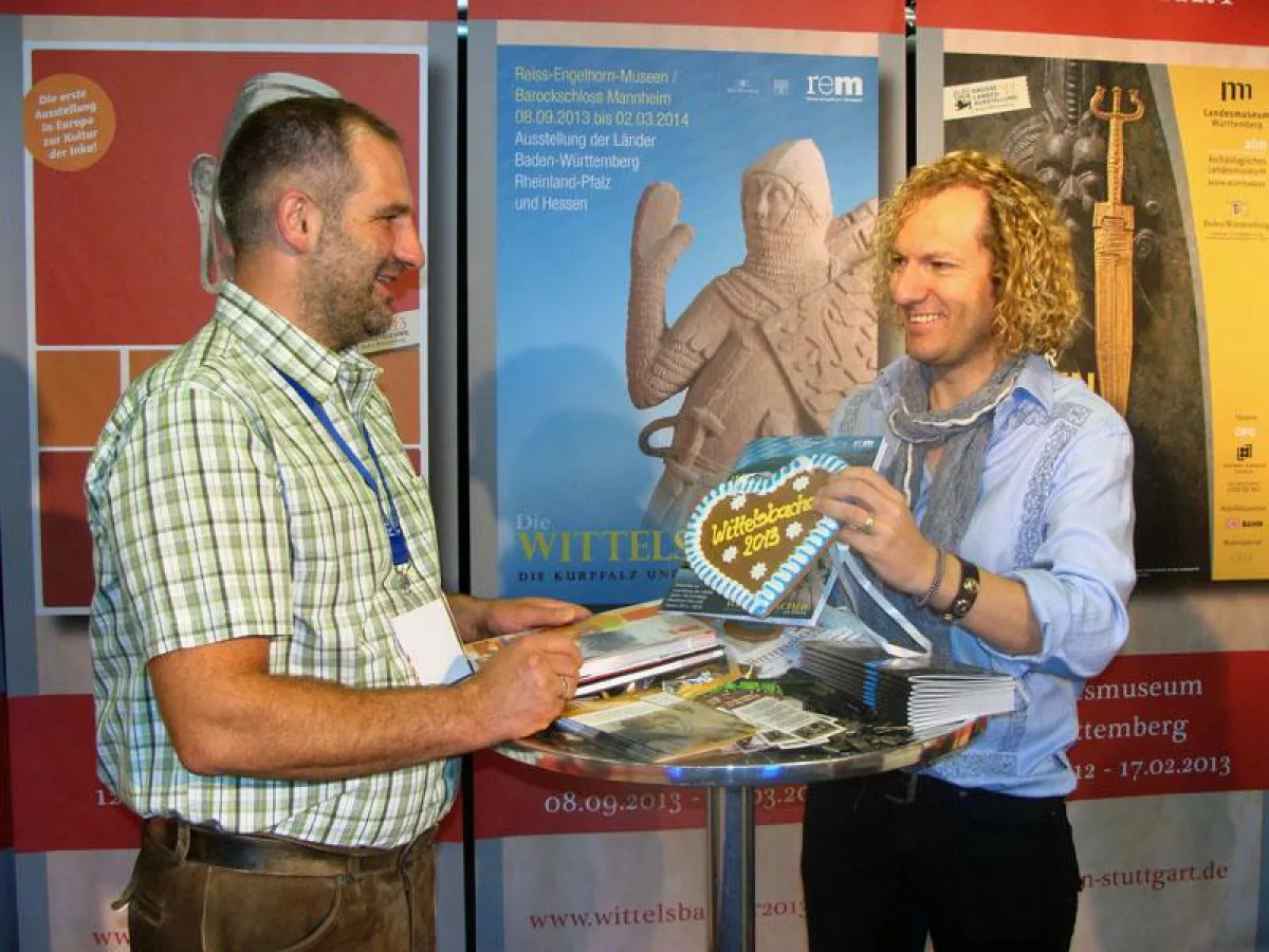 Auch bayerische Messebesucher lassen sich von den Wittelsbachern überraschen. Foto: CAB Artis