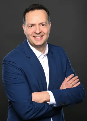 Bild: Dr. Sven Lorenz verstärkt DELTACON Executive Search in Hamburg