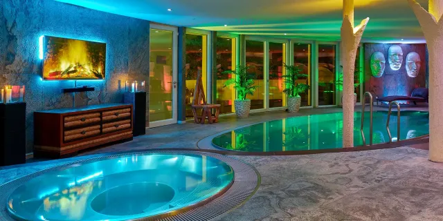 Bild: Frühlingsauszeit in stilvoller Privatsphäre: LuxFit SPA Stuttgart setzt auf exklusive Erholung mit Atmosphäre 