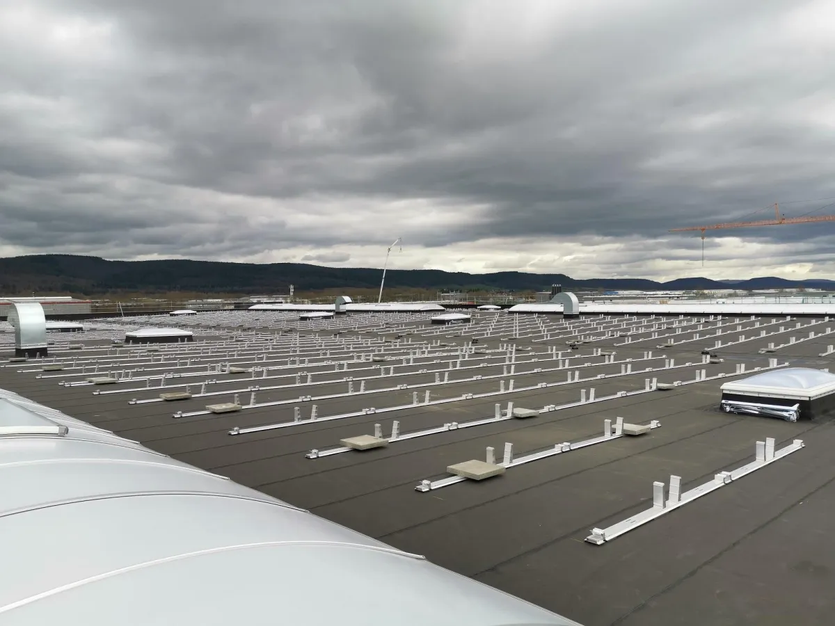 Aufständerung der Solarstromanlage VET-Concept